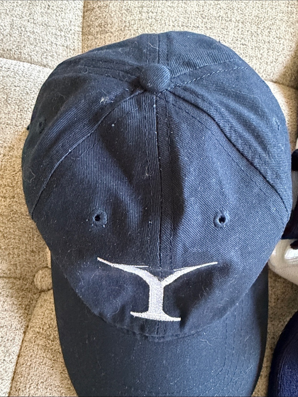 Yale University Classic Navy Blue Baseball Cap & Navy White Stripe Scarf Set - Picture 3 of 9